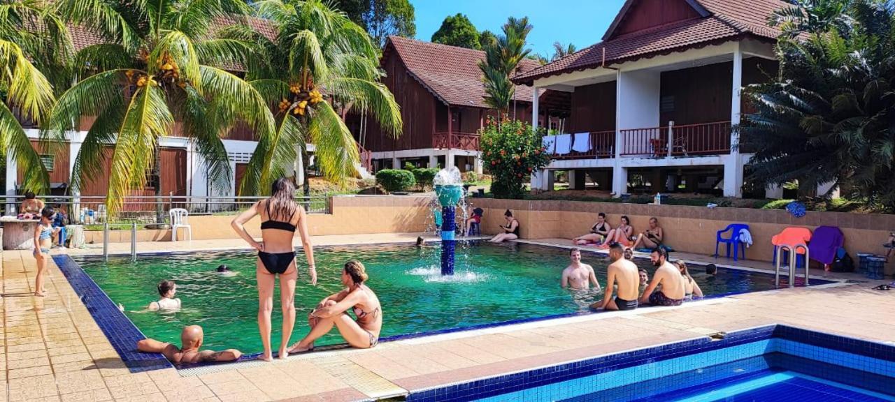 Tekoma Resort Taman Negara Куала Тахан Екстериор снимка